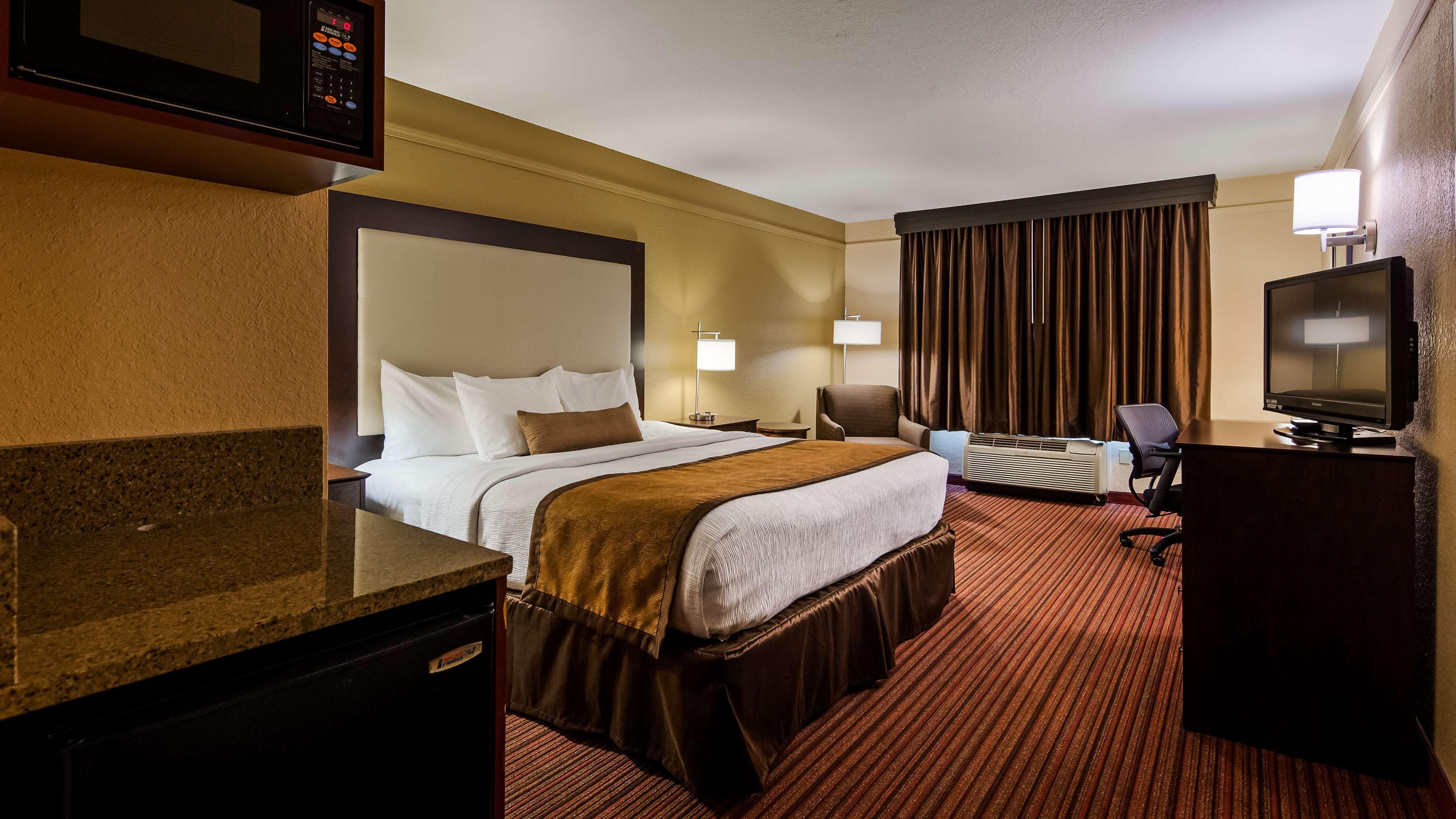 Best Western Plus Strawberry Inn & Suites Knoxville Exterior foto