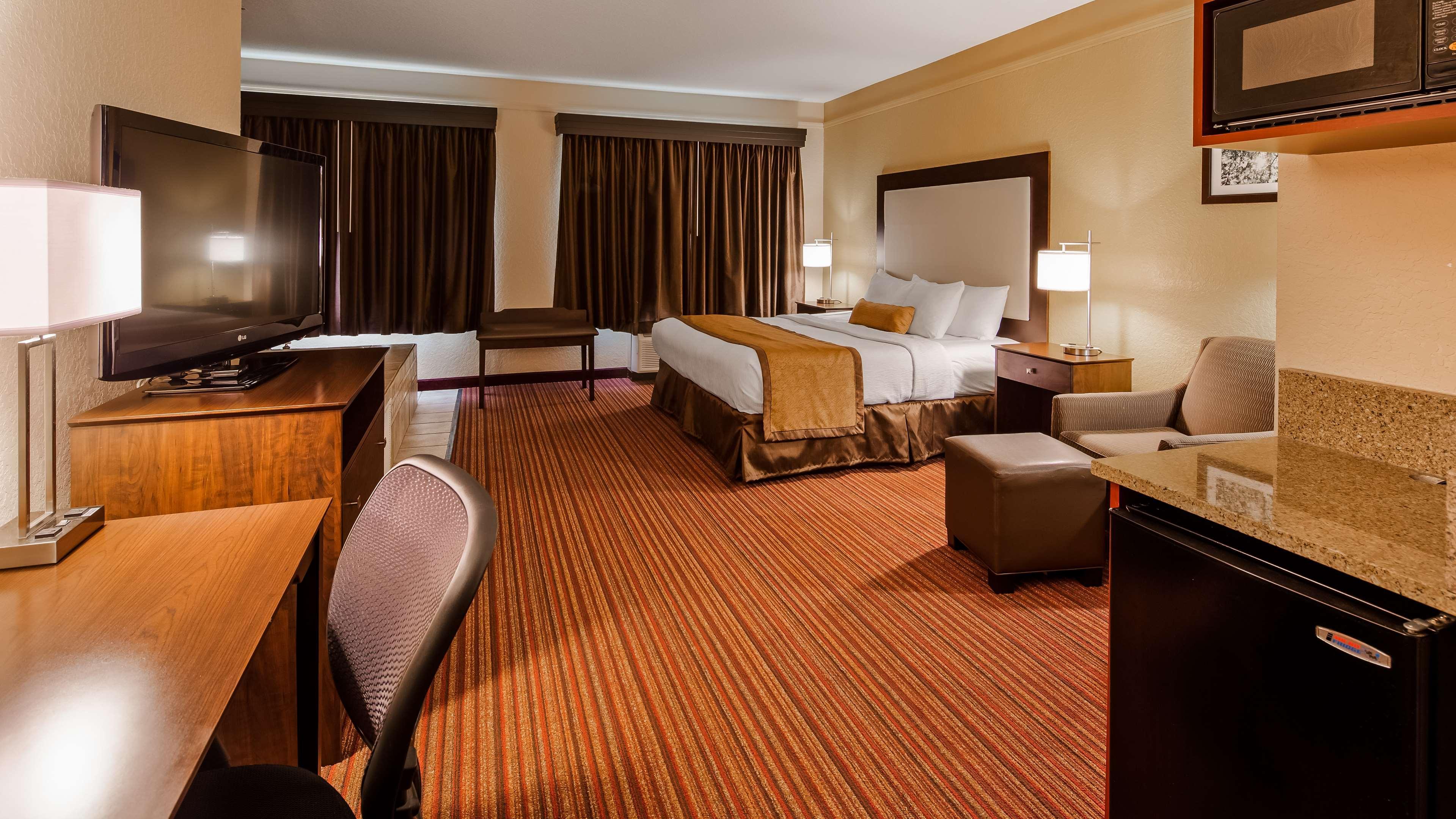 Best Western Plus Strawberry Inn & Suites Knoxville Exterior foto
