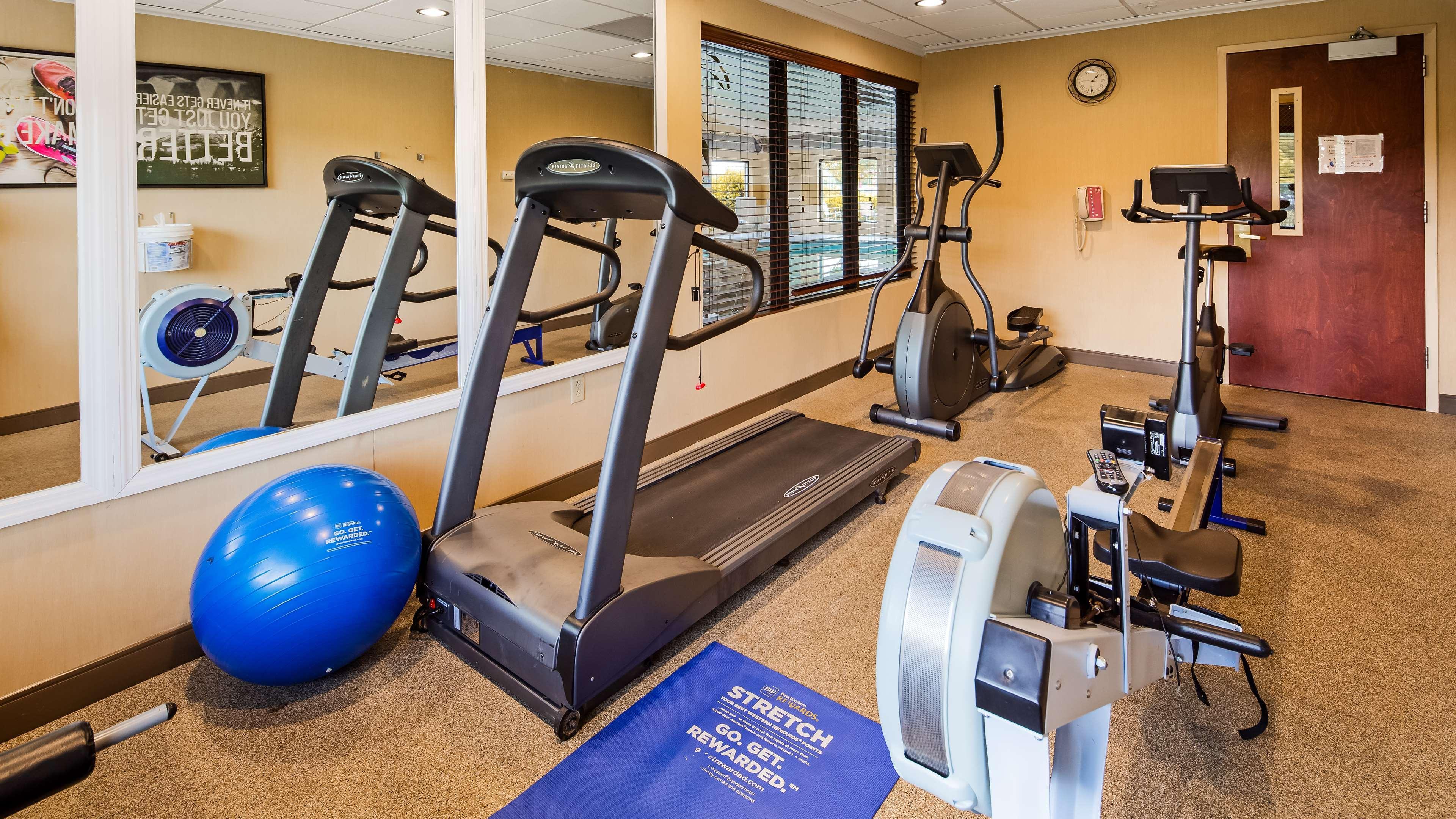 Best Western Plus Strawberry Inn & Suites Knoxville Exterior foto